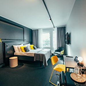 Duo room